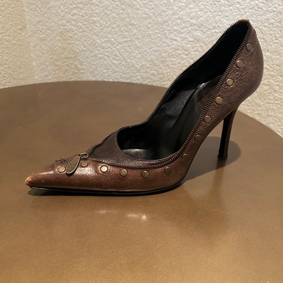 Vintage Gianni Versace Brown Metallic Leather Studded Pump